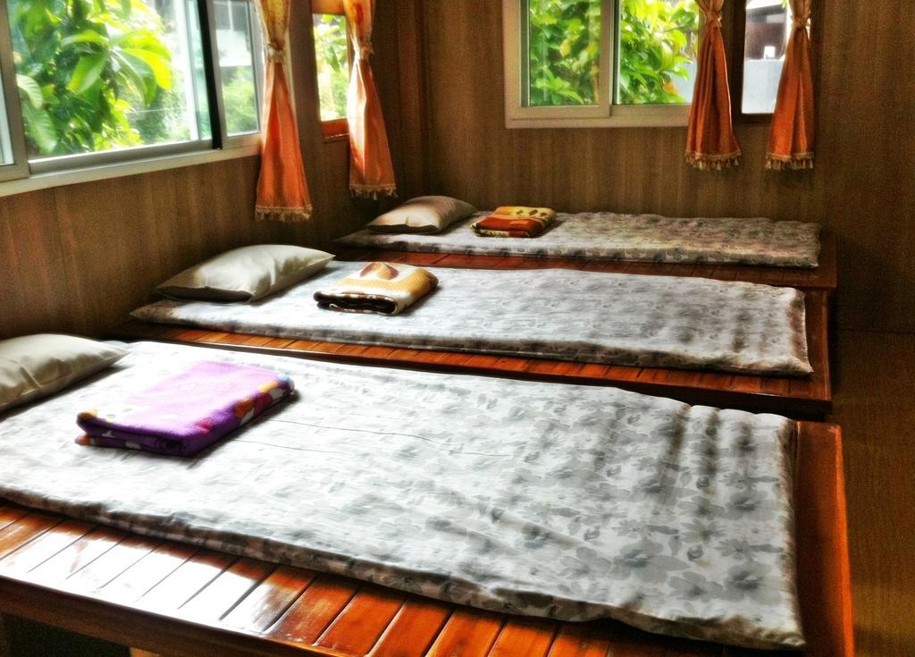 Nr Homestay Amphawa Chambre photo